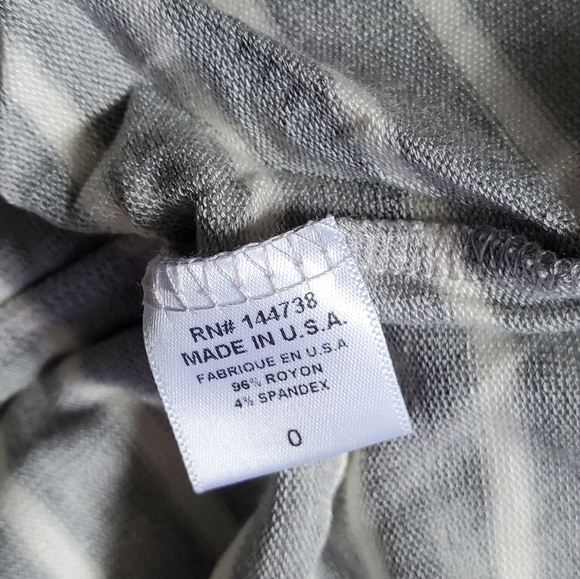 HYE PARK and LUNE Supersoft Gray & White  T-Shirt - Picture 5 of 12